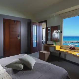 /img/3600-greece-honeymoon-tips.webp