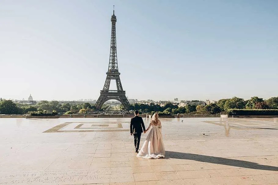 3624 eiffel tower honeymoon