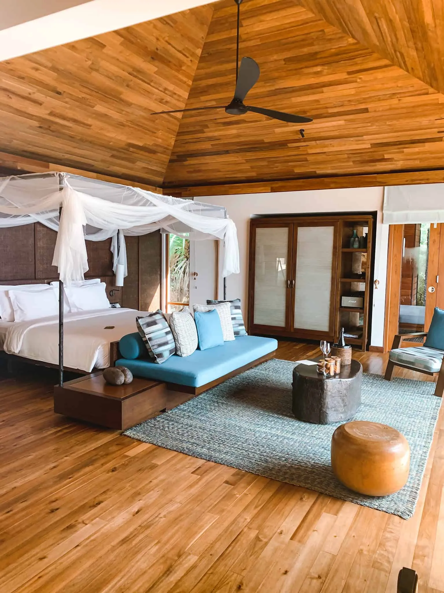 3652 raffles seychelles