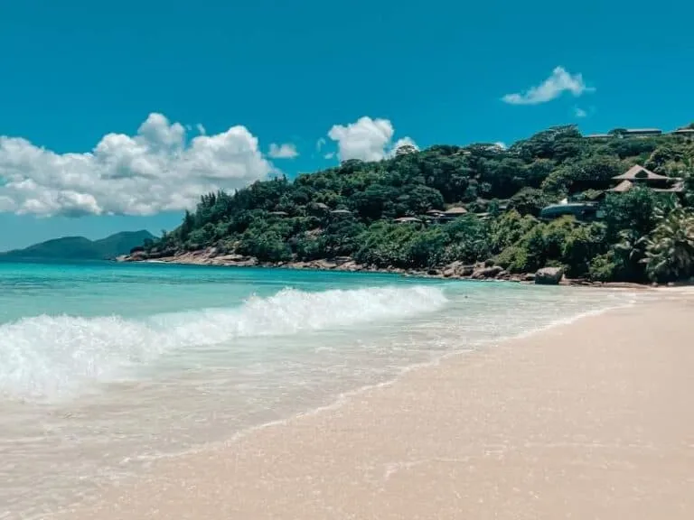 /img/3683-raffles-seychelles.webp