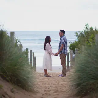 /img/3731-romantic-dinner-australia.webp