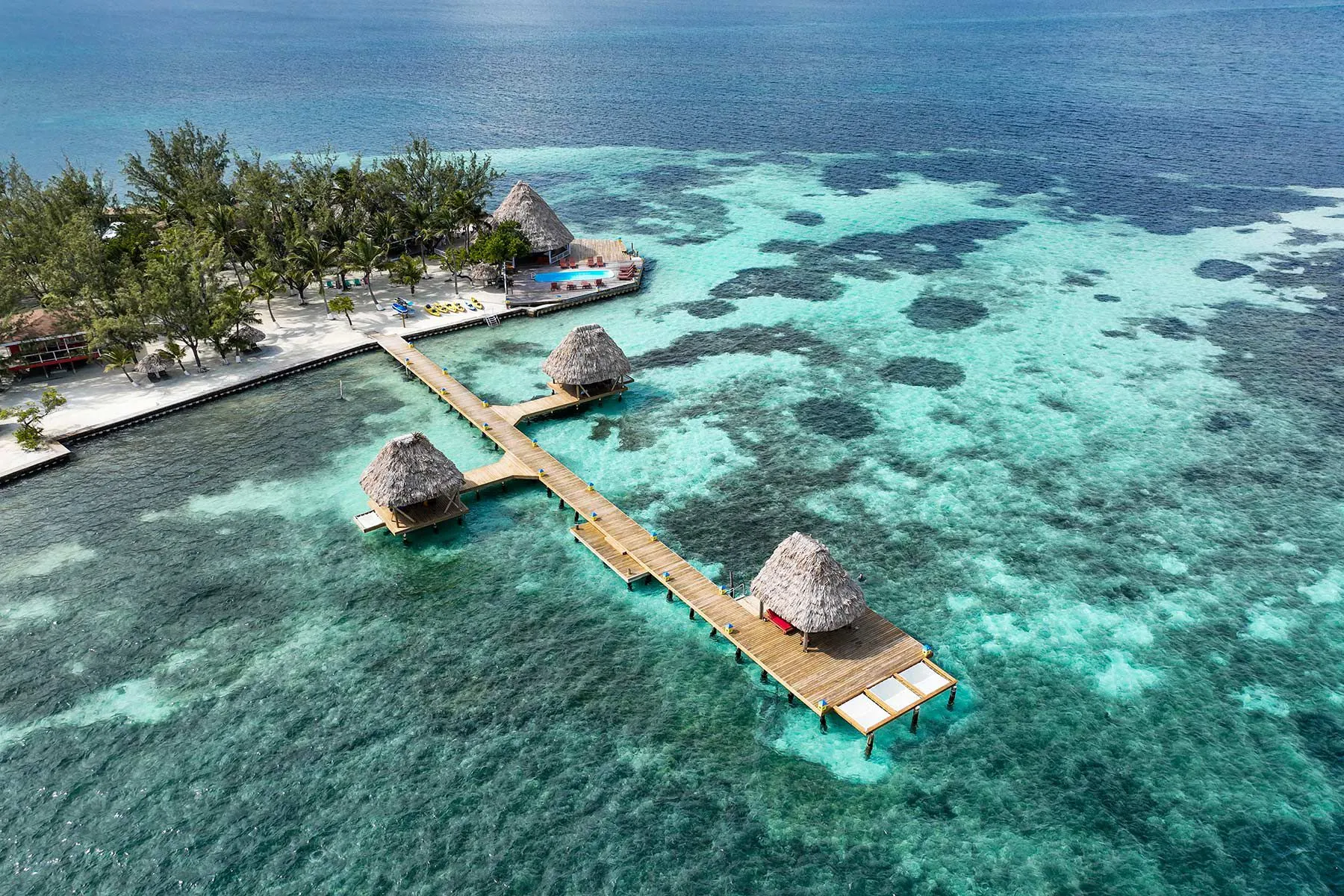 3783 resort1 beach