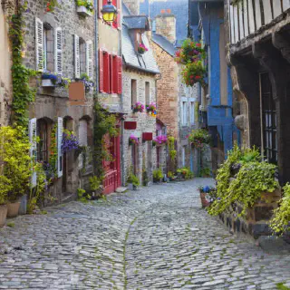 /img/3794-france-honeymoon-packing.webp
