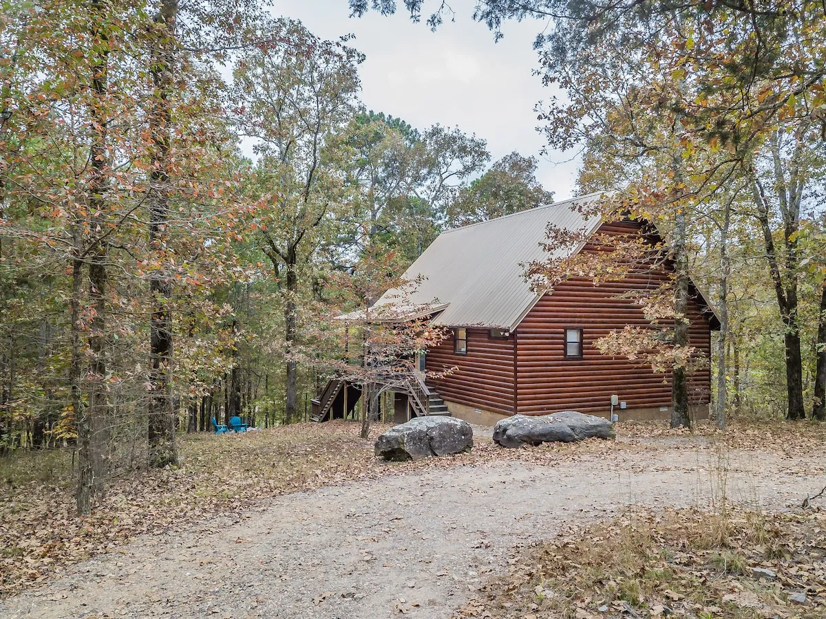 /img/3801-romantic-cabin-5.webp