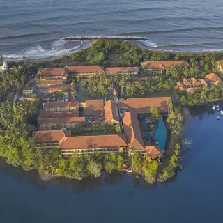 /img/3835-sri-lanka-honeymoon-hotels-spa.webp