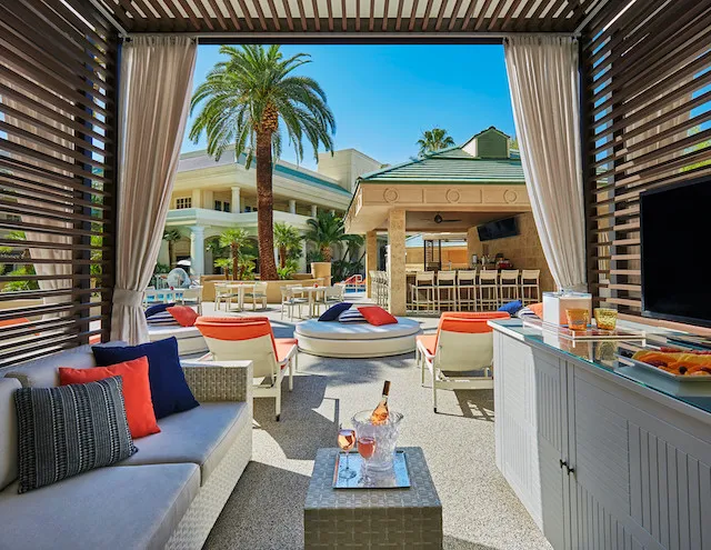 3885 vegas honeymoon pool