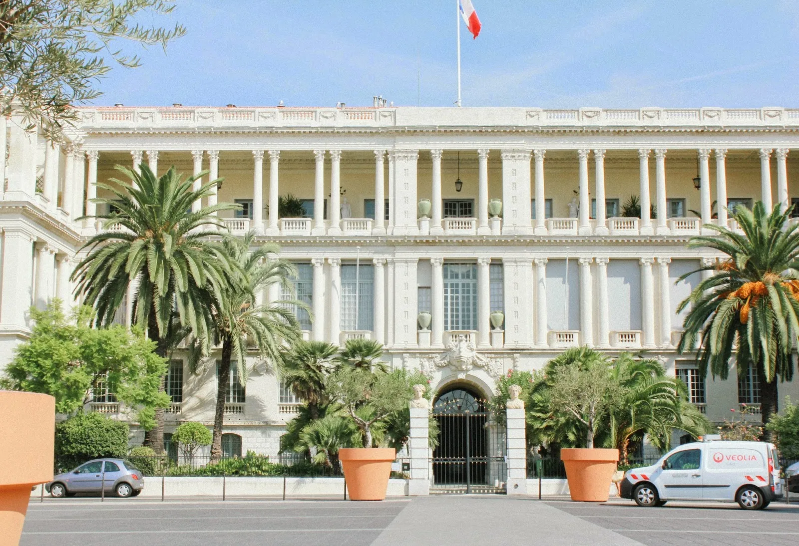 3900 nice france honeymoon romantic dinner