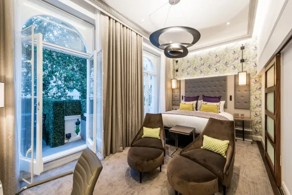 /img/3917-rosewood-hotel-london.webp