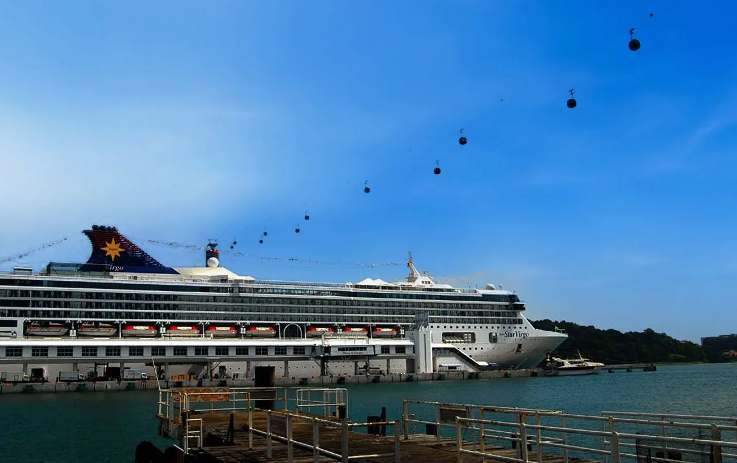 3950 singapore budget travel