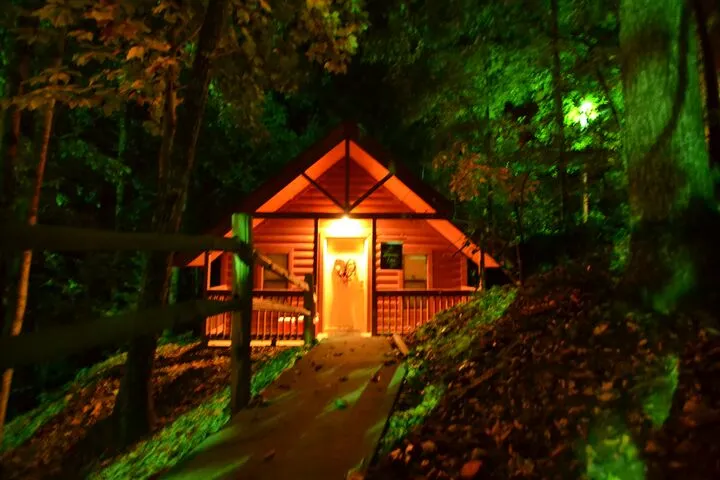 3951 gatlinburg honeymoon suite balcony