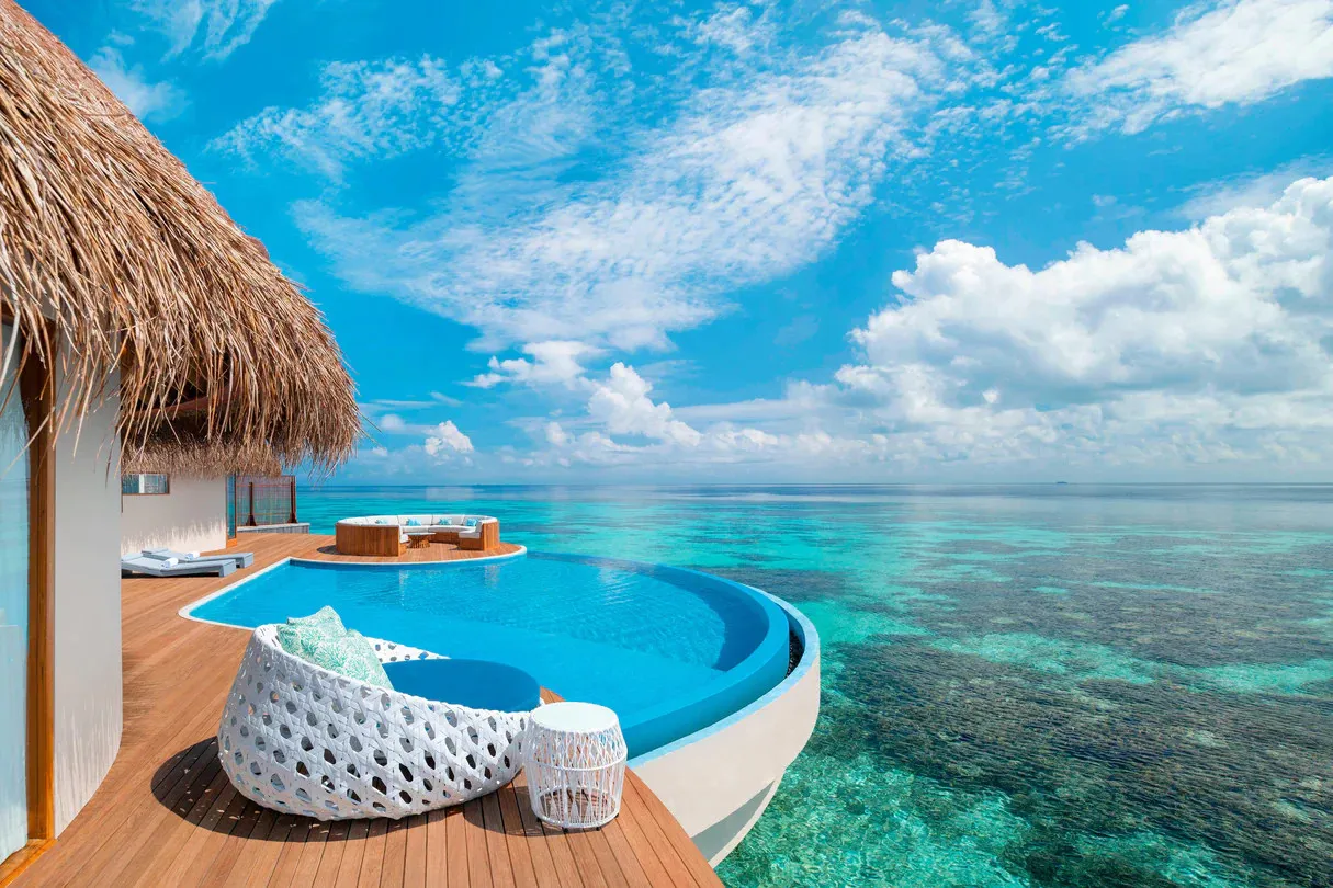 /img/3961-honeymoon-planning.webp