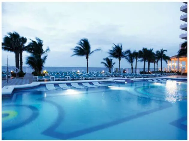 4001 tropical pool